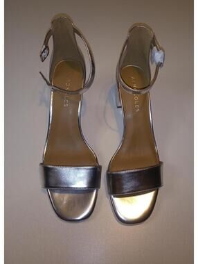 Aerosoles Women's Silver Ankle Strap Sandals Size 10